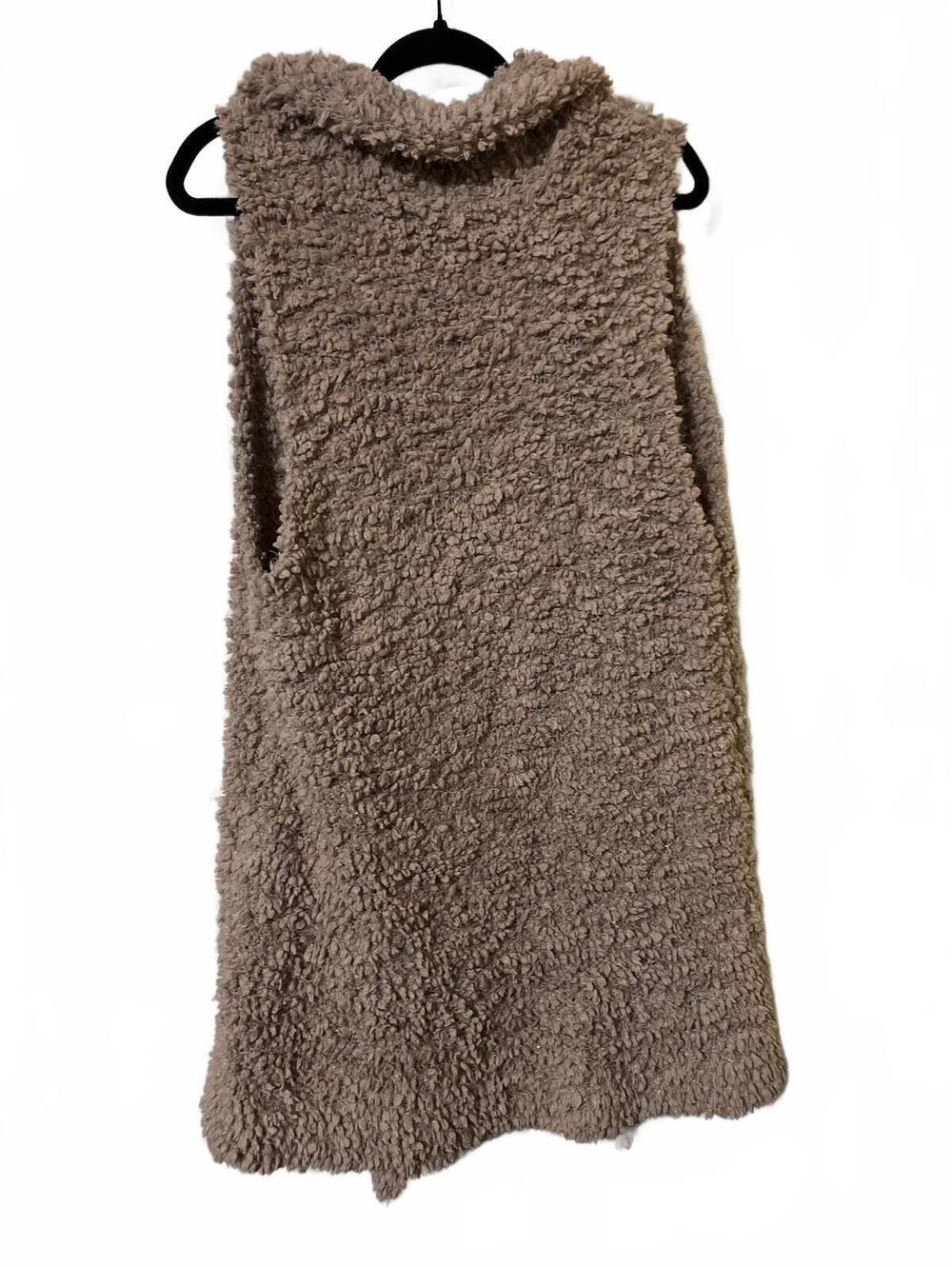 A Beautiful Soul Taupe Sherpa Fleece Vest, One size - Picture 5 of 5